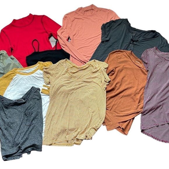 Mystery Box American Eagle Mixed Bundle Tops Size‎ XS Casual - Picture 2 of 13